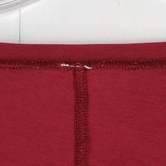 Lululemon Shirt Long Sleeve Top Women's Size 6 Solid Red Scoop Neck - Picture 4 of 9